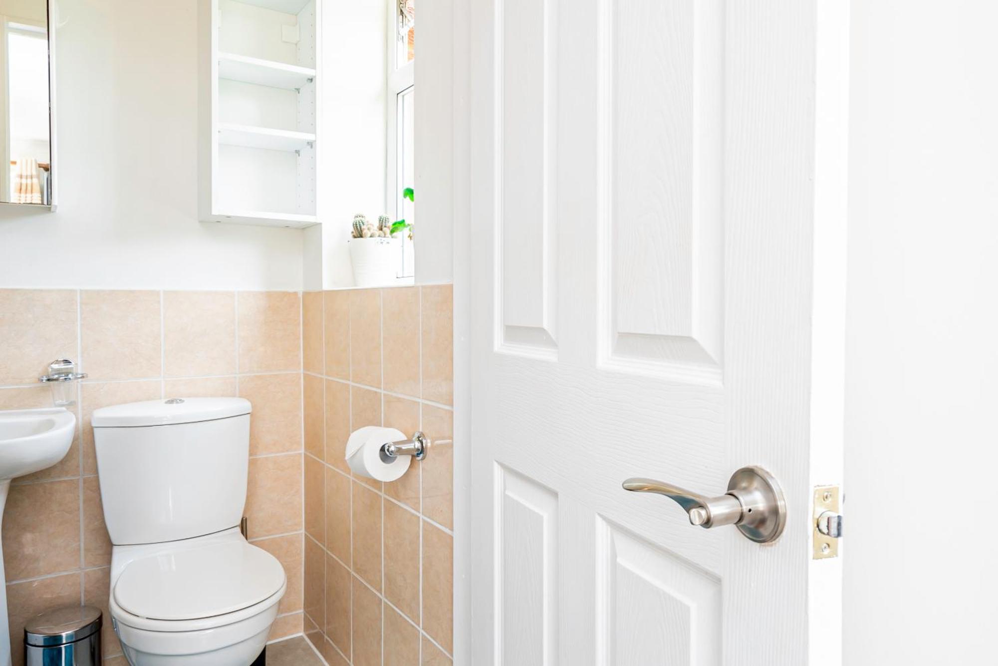 Earley Luxury Ensuite Room With Private Entrance Reading Dış mekan fotoğraf